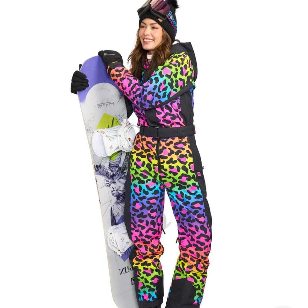 Tipsy elves WOMEN'S 90'S LEOPARD SKI SUIT ✨